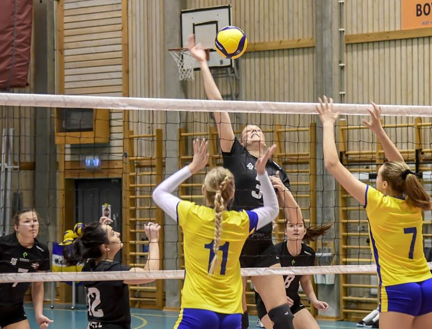 Vallentuna Volleyboll knep två enkla segrar i helgen Vallentuna Volleyboll knep två enkla segrar i helgen
