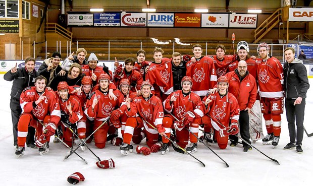 Vallentuna Hockey klarade målet - J20 klara för elit Vallentuna Hockey klarade målet - J20 klara för elit