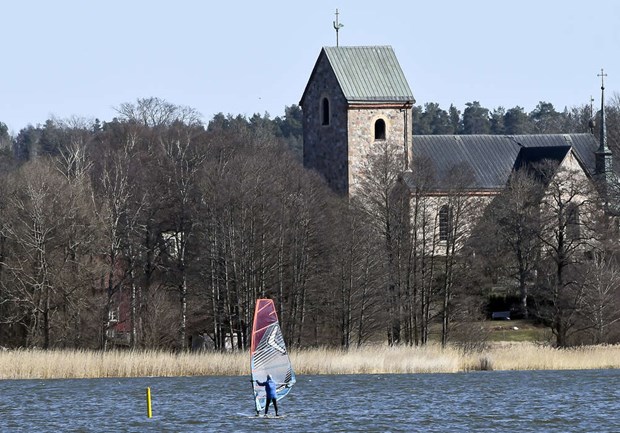 Vallentunas kyrkor bjuder in till ett annorlunda påskfirande Vallentunas kyrkor bjuder in till ett annorlunda påskfirande