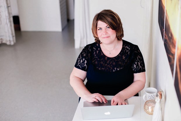 Jessica Jgers lt toppar radiolista