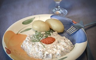 Hr r sillen som fr midsommarbordet att lyfta