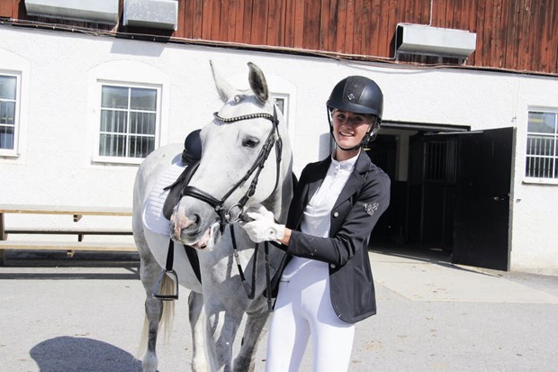 Nervös tävling – trots tomma läktare Nervös tävling – trots tomma läktare