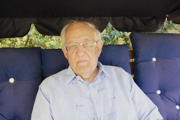 Bo lämnar talarstolen efter 60 års predikande Bo lämnar talarstolen efter 60 års predikande