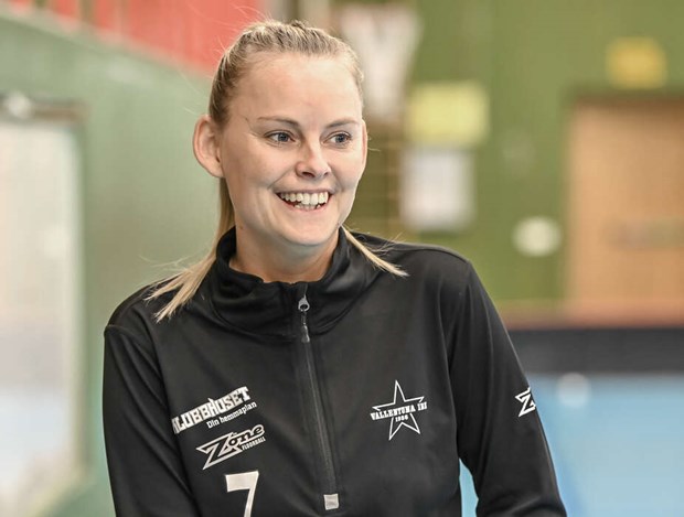 Damerna vann seriepremiären i div 2 Damerna vann seriepremiären i div 2