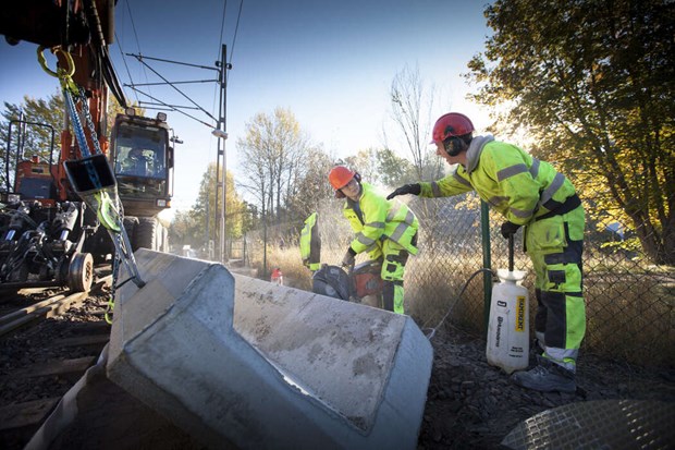 Roslagsbanan avstngd       en vecka lngre