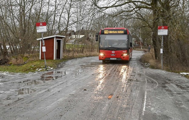 Bussig privatperson tog ansvar för någon annans väg Bussig privatperson tog ansvar för någon annans väg