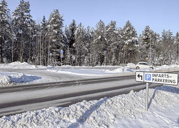 4,5 miljoner kostade infartsparkeringen i Bällstaberg 4,5 miljoner kostade infartsparkeringen i Bällstaberg