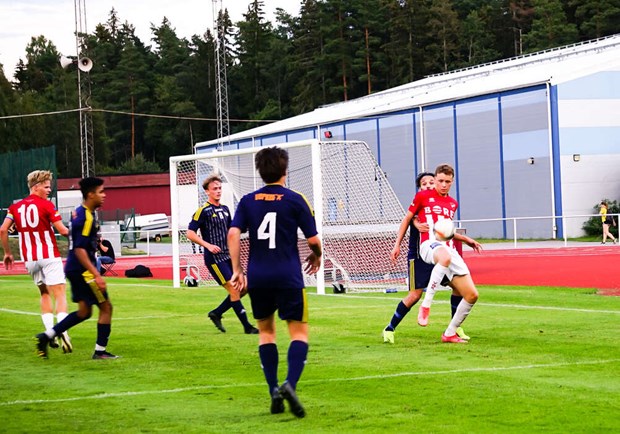 Nytt, ungt och riktigt lovande Nytt, ungt och riktigt lovande