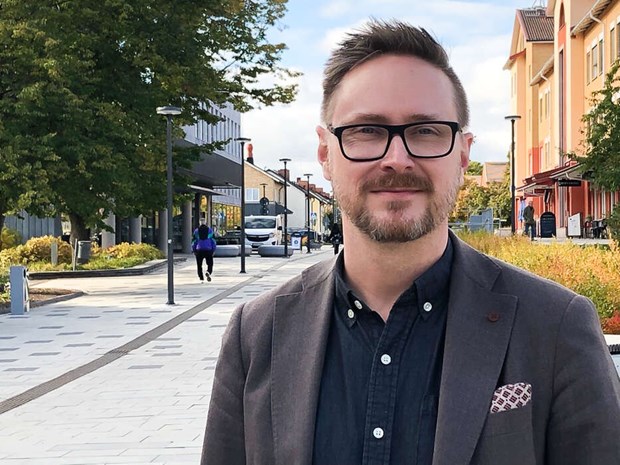 Henrik Kelfve lämnar Vallentuna för Nacka Henrik Kelfve lämnar Vallentuna för Nacka