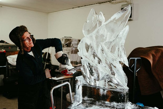 Mannen i Vallentuna med passion för is Mannen i Vallentuna med passion för is