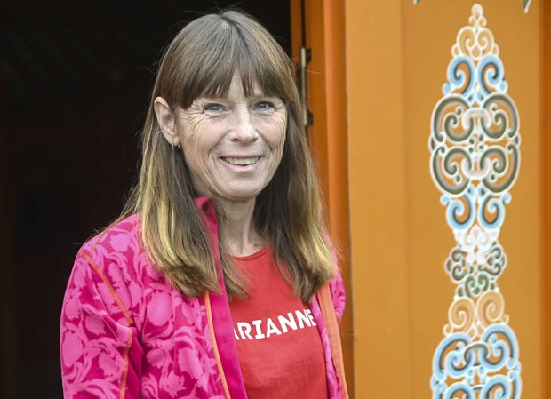 Här är det vovvarna som yogar Här är det vovvarna som yogar