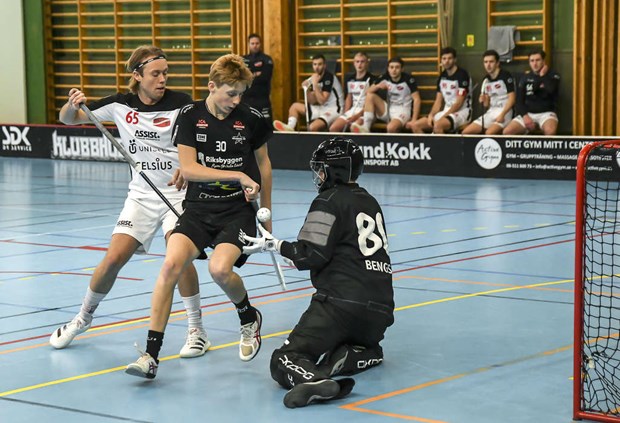 VIBK mot innebandyadel