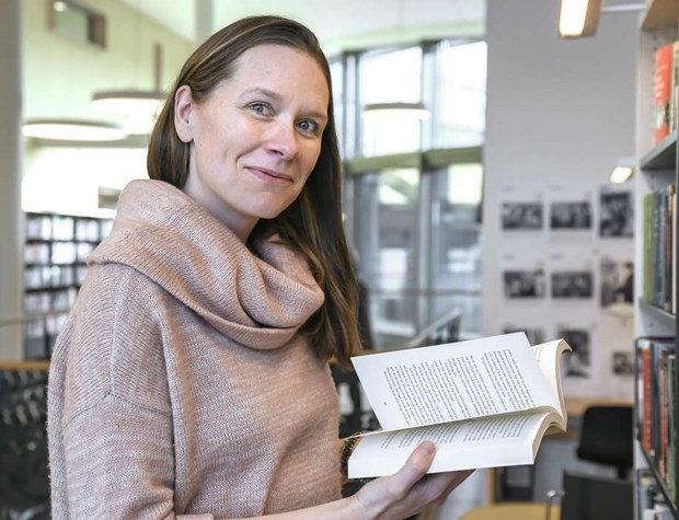 Jag har alltid tre bcker och tio karaktrer som vill komma ut