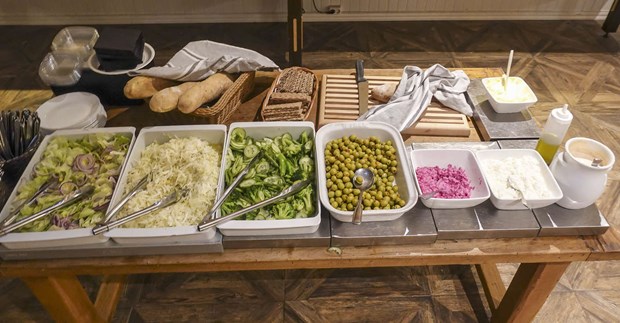 Lunchpatrullen besker bowlinghallen