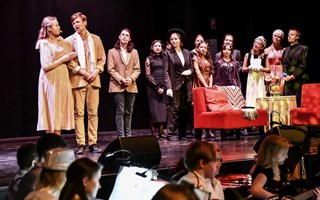 ”Äntligen kan vi bjuda in till musikal igen”
