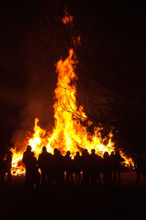 Majbrasan ter som festplats