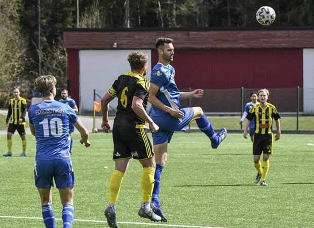 Fr�sunda SK st�rkta av toppmatch