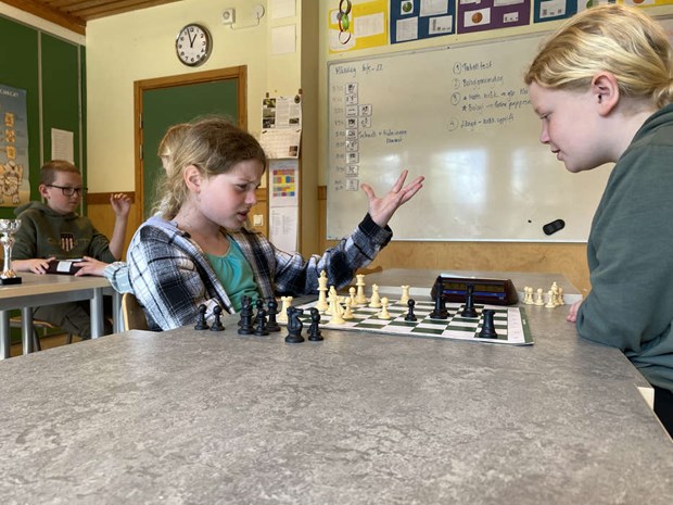 Krsta p vg mot sverigefinal i schack