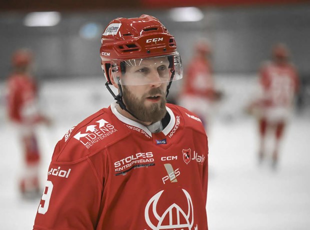 Tobias Ericsson l�gger r�ren p� hyllan