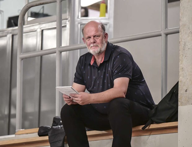 Svrigheterna inom fotbollen blir tydliga - nr man jmfr