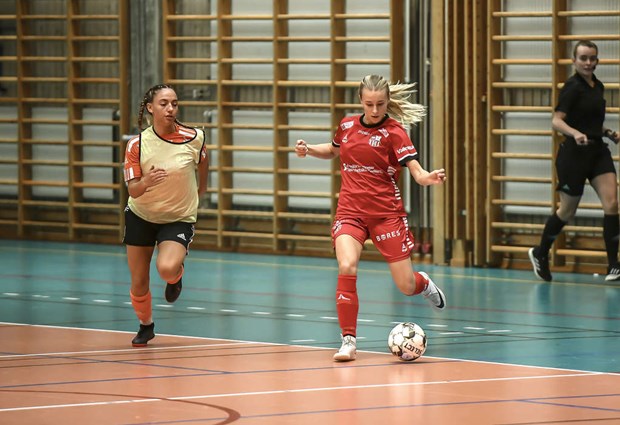  Fr�n Fr�sunda SK till elitettan