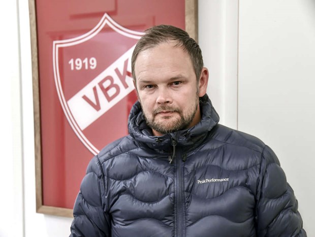 Per Hyppel �terv�nder till Vallentuna BK