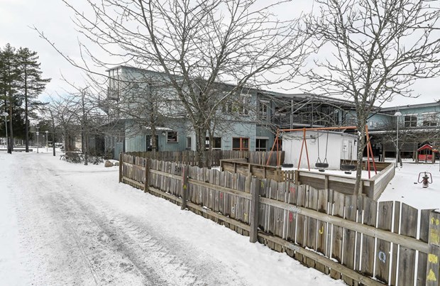 Beslut att st�nga f�rskola upph�vt p� grund av j�v 