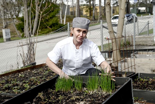 F�rskolekocken Hanna uttagen i White Guide