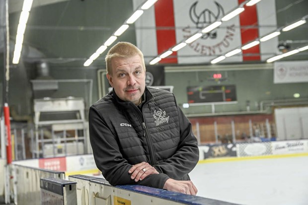 Ny tr�nare med erfarenhet fr�n 5 l�nder