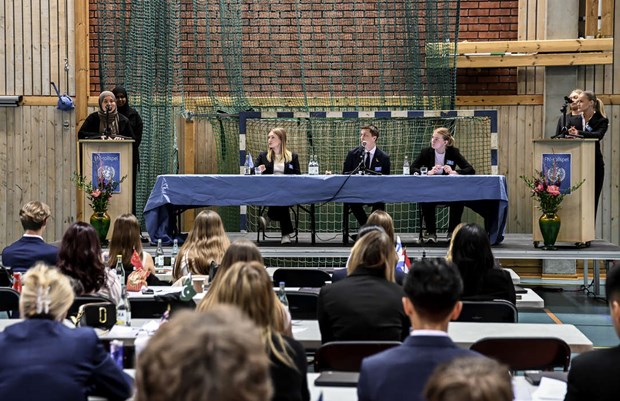 Livliga debatter under FN-dagen