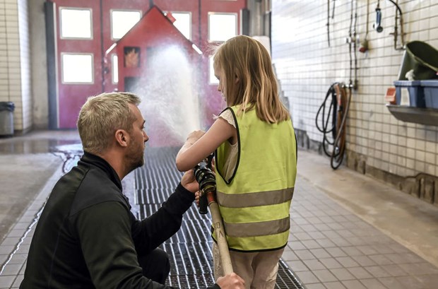 Brandstationen levde upp till barnens f�rv�ntningar