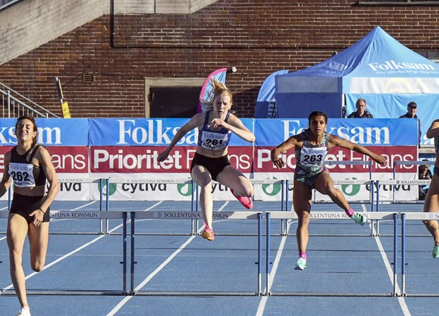 Moa strålade efter säsongsdebuten Moa strålade efter säsongsdebuten