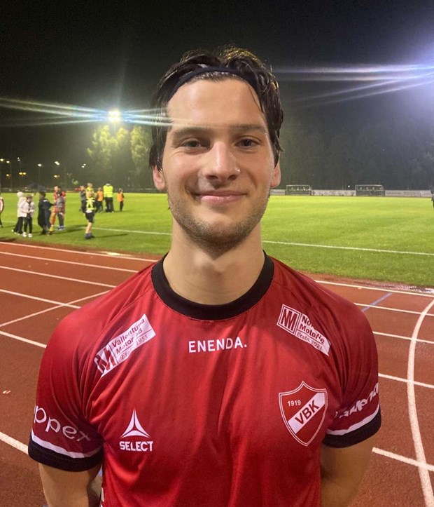 Worming hjlte med hattrick 