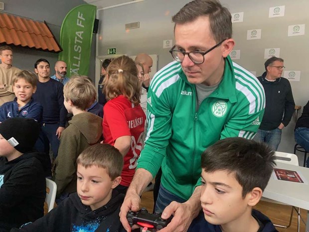 Bällsta FF satsar på eFotboll Bällsta FF satsar på eFotboll