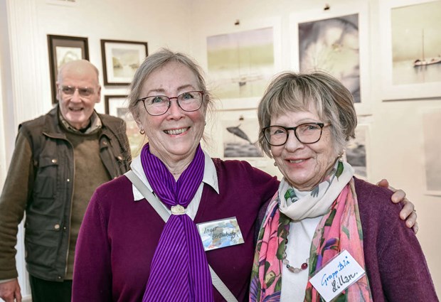 Konstnärer ställer ut i Karby gård Konstnärer ställer ut i Karby gård