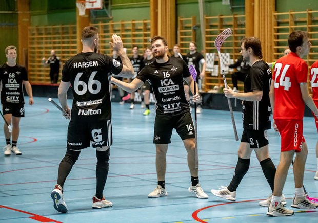 Vallentuna IBK hakar p i toppen av division 2