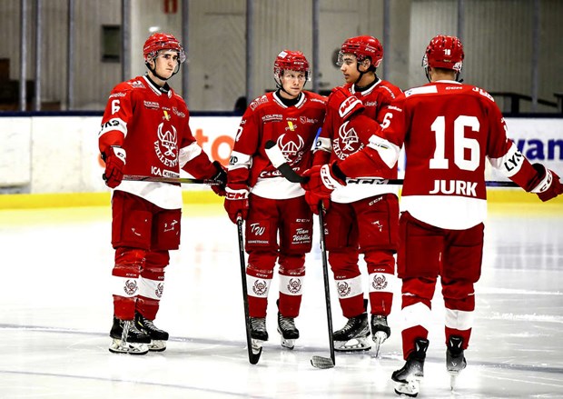 J20 fr�n botten till play off-spel