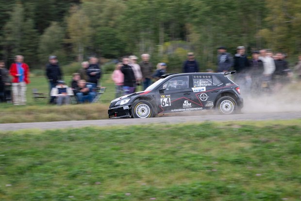 Vallentunaförare på pallen efter YRC-rallyt Vallentunaförare på pallen efter YRC-rallyt