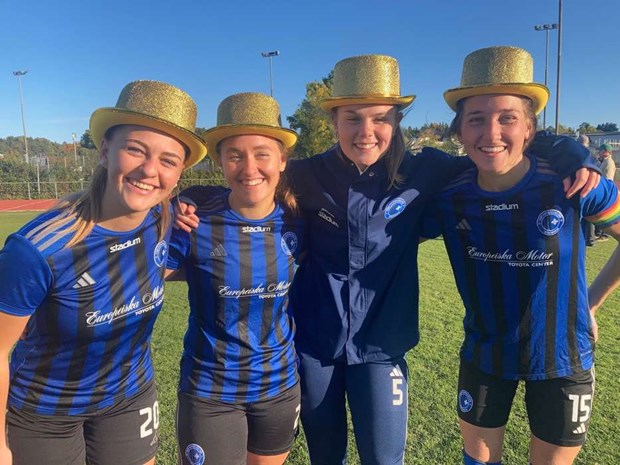 Vallentunatalanger firar serieseger i grannkommunen