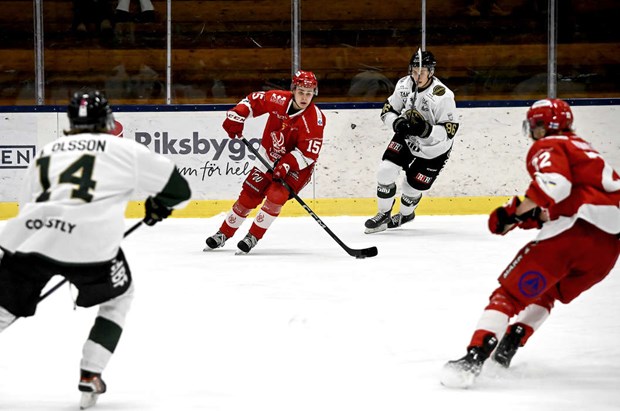 Morgonträningen som gav utdelning – Eriksson och Sundell sänkte Surahammar Morgonträningen som gav utdelning – Eriksson och Sundell sänkte Surahammar