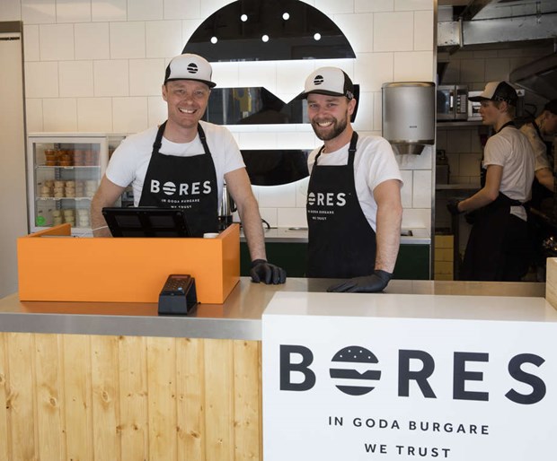 Före detta Vallentunaburgare på topplista Före detta Vallentunaburgare på topplista