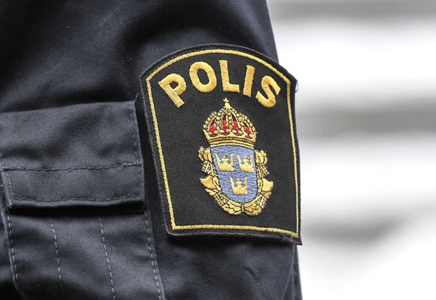 Bedragare kom �ver bankkort och smycken