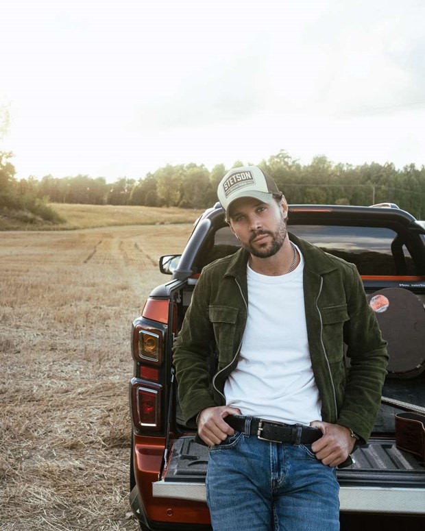 Vallentunabon Robin Bengtsson vrmer upp infr Mellofinal