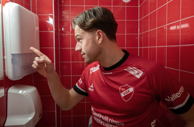 VBK-spelarna fixade frisyren inför lagfotot VBK-spelarna fixade frisyren inför lagfotot
