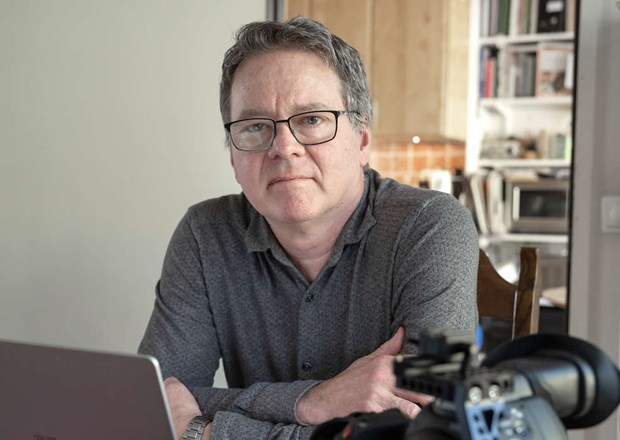 Anders bryter barriärer med ”Lång resa” Anders bryter barriärer med ”Lång resa”