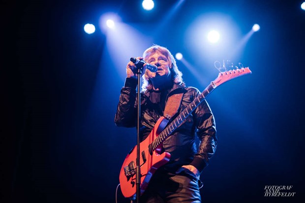 Vallentuna f�rst ut � sluts�lt direkt