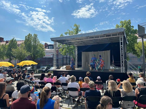 Dags fr kulturfestival under bar himmel