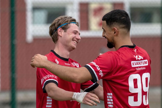 Vallentunas segersvit bygger bakifr�n