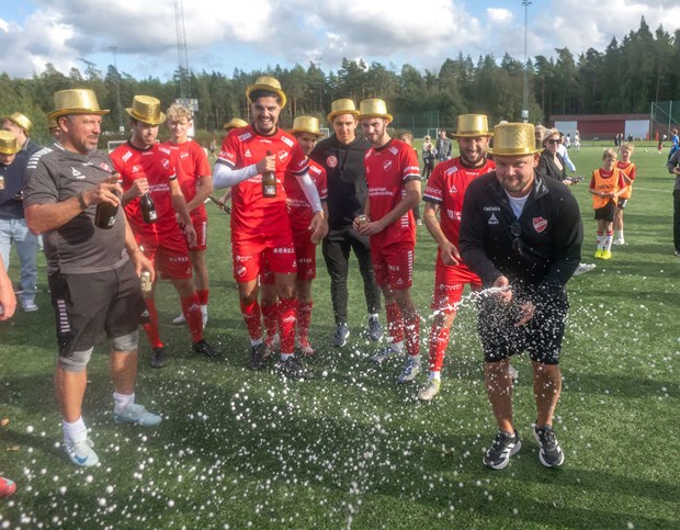 Efter ren av kval  Vallentuna r tillbaka