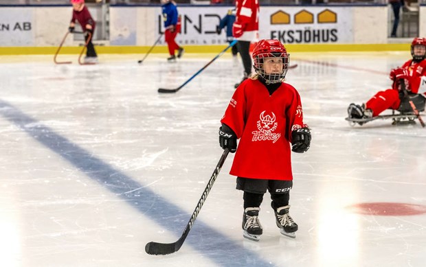 Frn skridskodisco till hockeyskola
